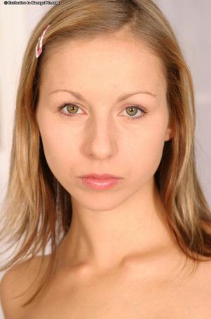 Original 680 px/ 1024 px