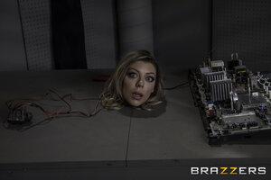 Original 2998 px/ 2001 px