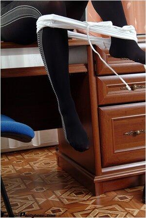 Original 687 px/ 1028 px