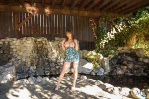 Original 2400 px/ 1600 px