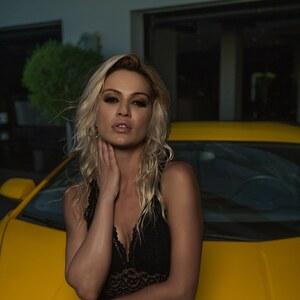 Original 1200 px/ 1200 px