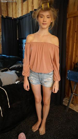 Original 1215 px/ 2160 px