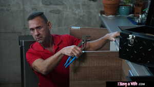 Original 2500 px/ 1406 px