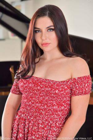 Original 852 px/ 1280 px