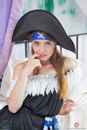 Original 2000 px/ 3000 px