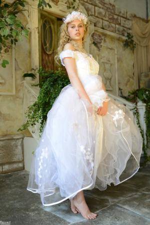 Original 855 px/ 1280 px