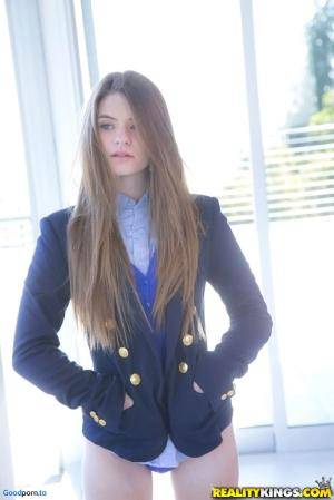 Original 854 px/ 1280 px