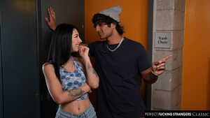 Original 2500 px/ 1406 px