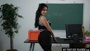 Original 2500 px/ 1406 px