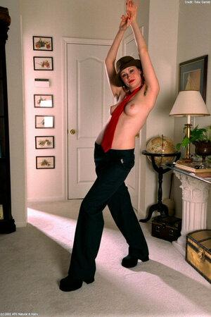 Original 683 px/ 1024 px