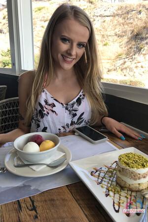 Original 2000 px/ 3000 px