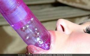 Original 898 px/ 564 px