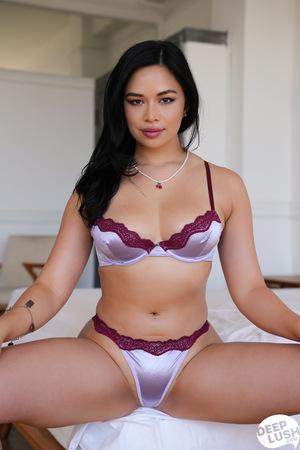 #DeepLush - Scarlett Alexis - All About Scarlett!