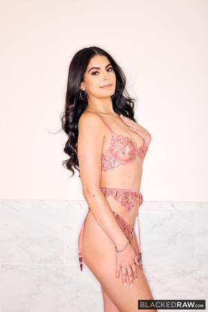 Original 2000 px/ 2999 px