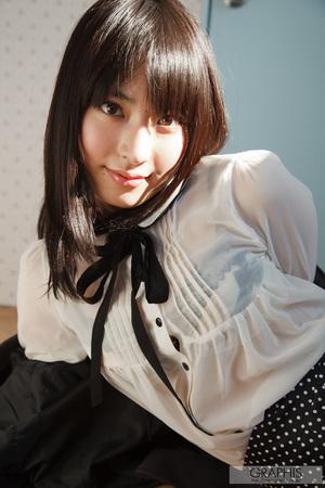 Original 853 px/ 1280 px