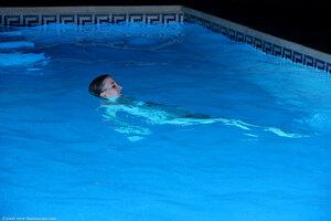 Original 1648 px/ 1098 px