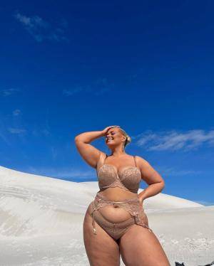 Original 1025 px/ 1280 px