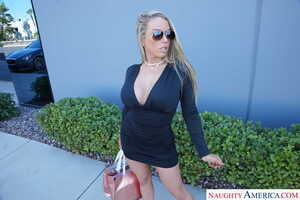 Original 2500 px/ 1670 px