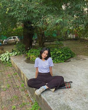 Original 847 px/ 1058 px