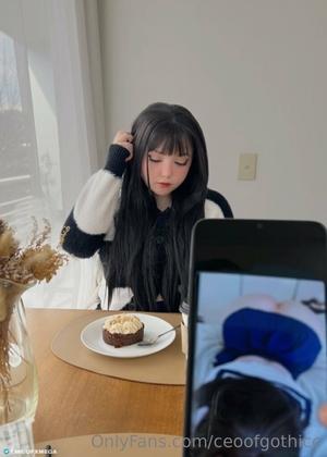 Original 731 px/ 1024 px