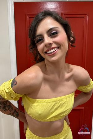 Original 2000 px/ 3000 px