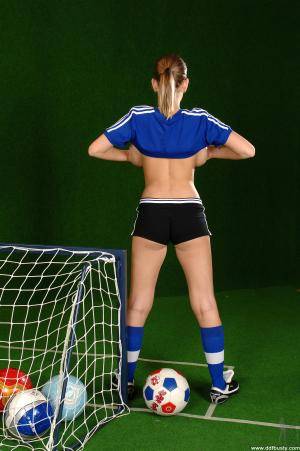 Original 1328 px/ 2000 px