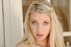 Original 1600 px/ 1064 px