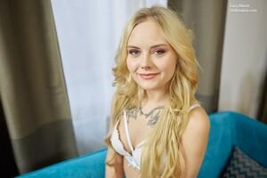 Original 2500 px/ 1667 px