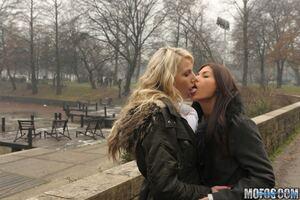 Original 1280 px/ 853 px