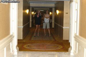 Original 930 px/ 619 px