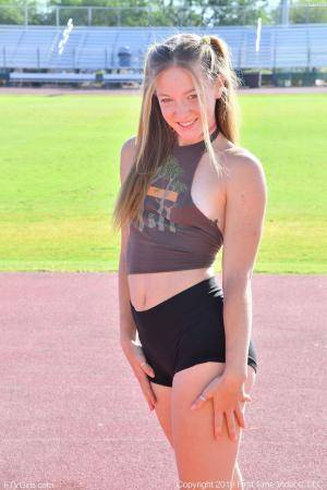 Original 852 px/ 1280 px