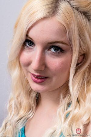 Original 2001 px/ 3000 px