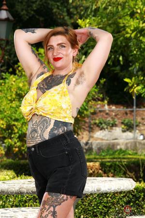 Original 2000 px/ 3000 px