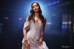 Original 2999 px/ 2000 px