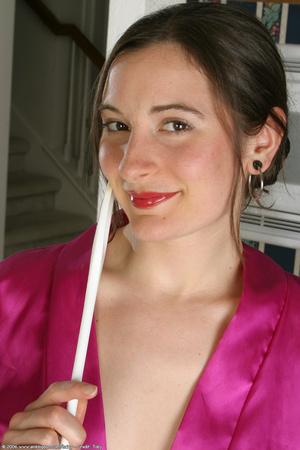 Original 682 px/ 1024 px