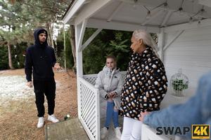 Original 4090 px/ 2727 px