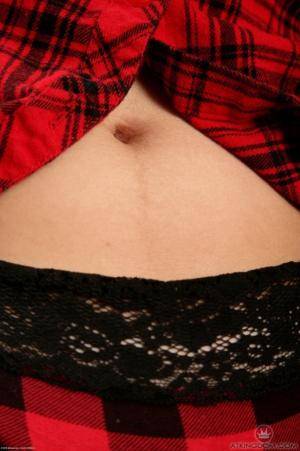 Original 681 px/ 1024 px