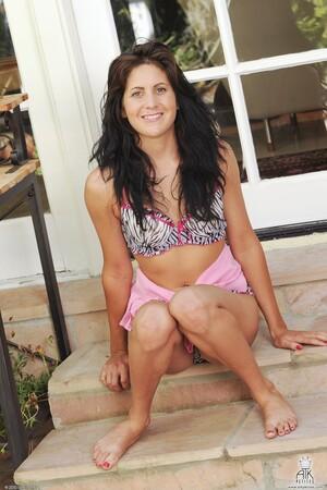 Original 1067 px/ 1600 px