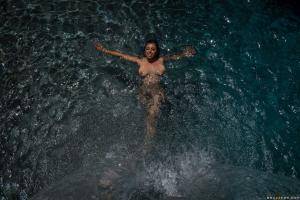 Original 2491 px/ 1663 px