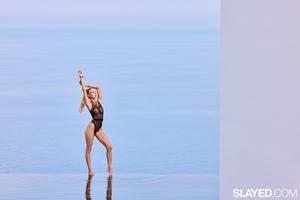 Original 2999 px/ 2000 px