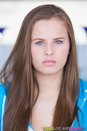 Original 2560 px/ 3840 px