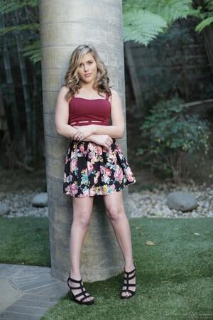 Original 1280 px/ 1920 px