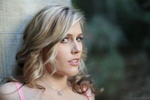 Original 1920 px/ 1280 px