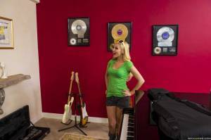 Original 2499 px/ 1663 px