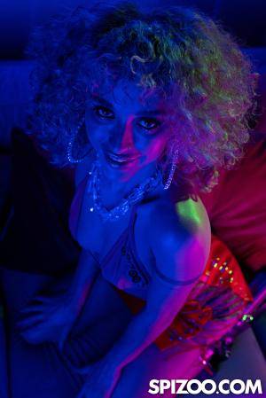 Original 1467 px/ 2200 px