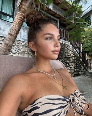 Original 1440 px/ 1800 px