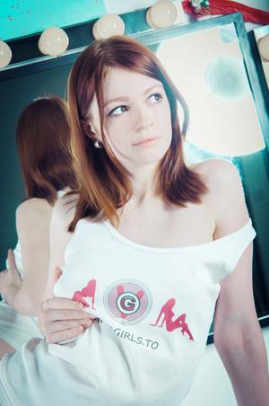 Original 2000 px/ 3011 px