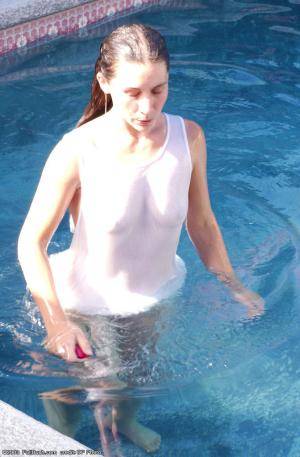 Original 672 px/ 1024 px