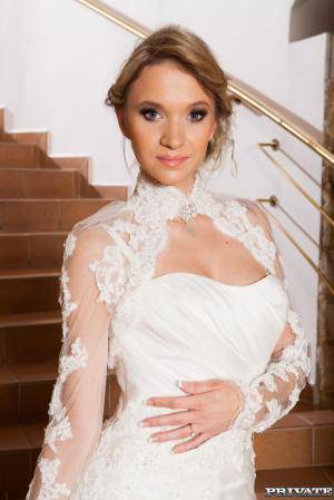 Original 1067 px/ 1600 px