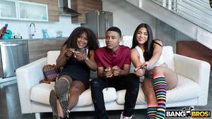 Original 2000 px/ 1127 px